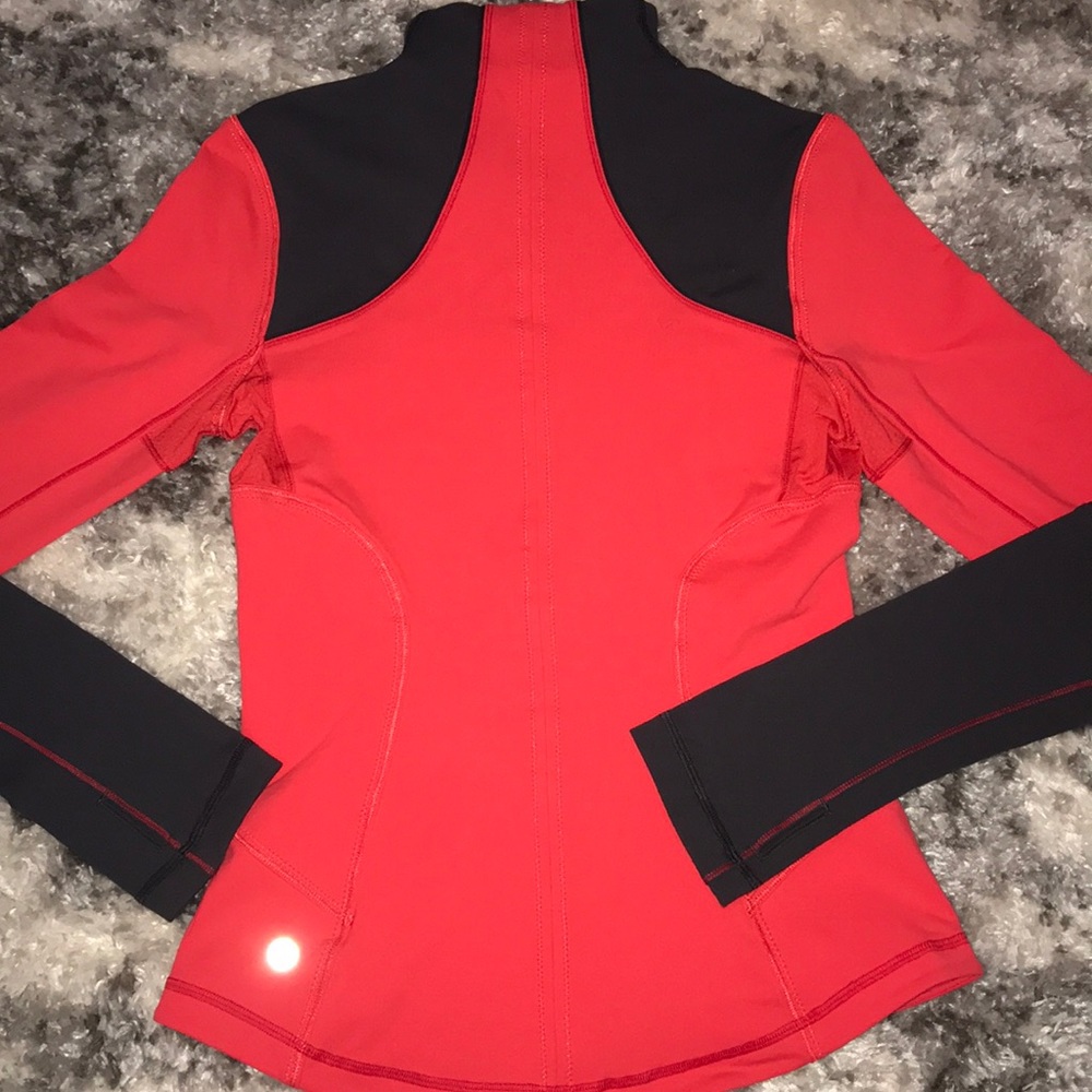 Lululemon jacket! - Picture 5 of 5